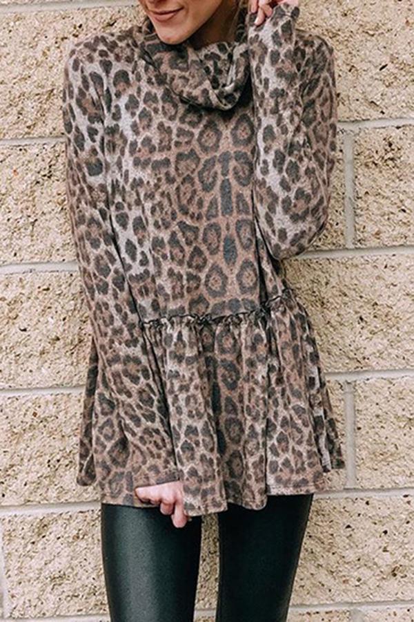 Leopard Print Lace Pile Collar Sweatshirt