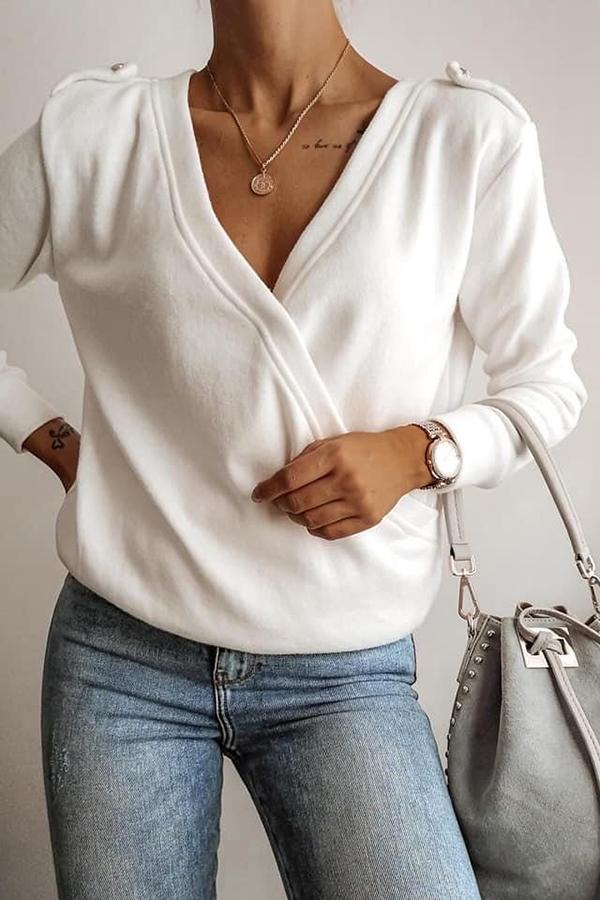 Two Ways To Wear V Neck T-shirt