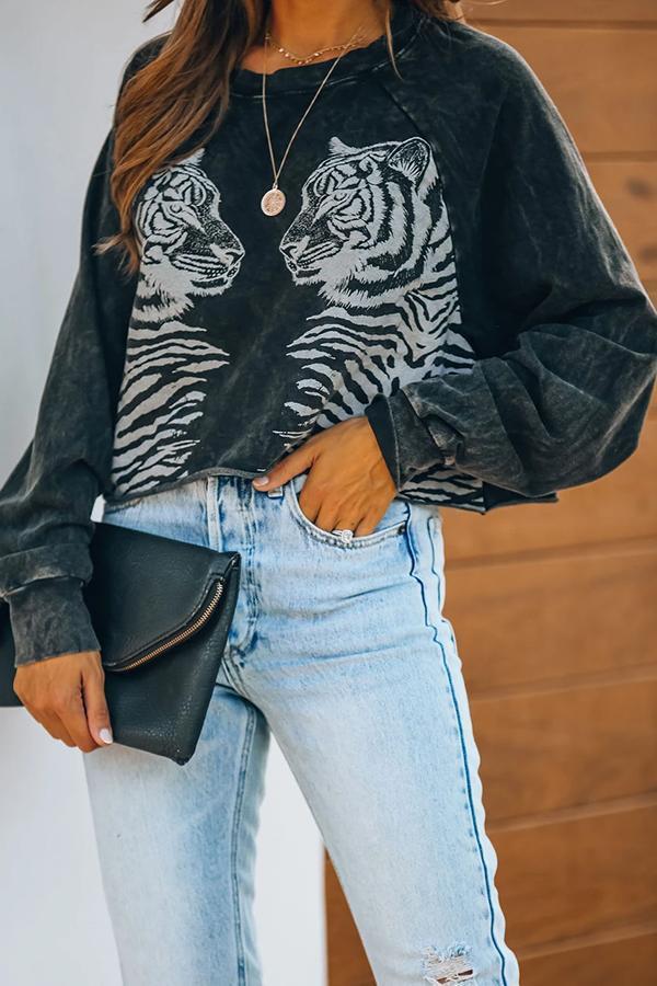 Animal Print Round Neck Sweatshirt