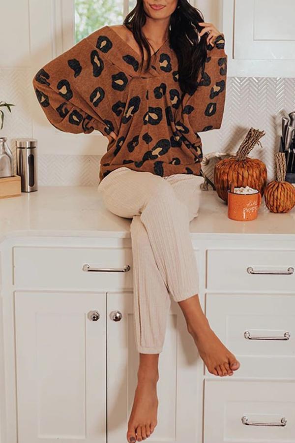 Stylish Leopard Print Long Sleeve Sweatshirt