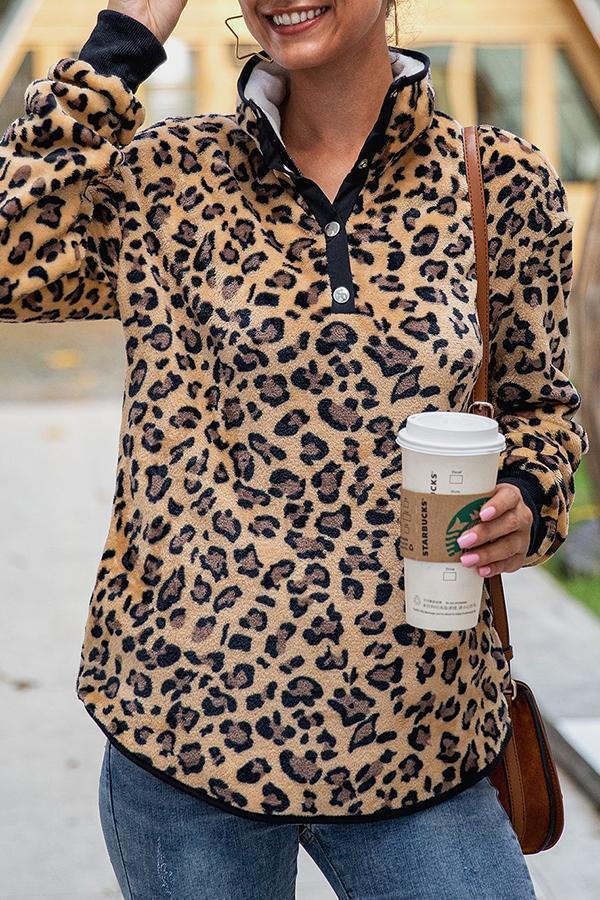 Striking Leopard Print Mandarin Collar Sweatshirt