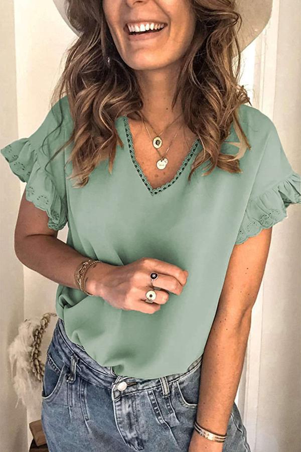 Lace V-neck Short-sleeved T-shirt