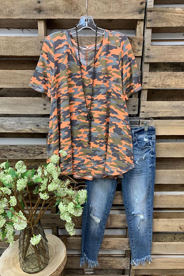 Curved Hem Camouflage Print T-shirt