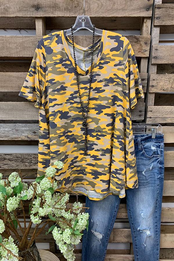 Curved Hem Camouflage Print T-shirt