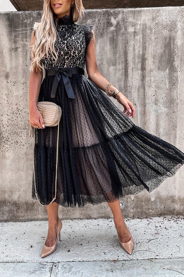 Playful Lace Mesh Stitching Sleeveless Midi Dress