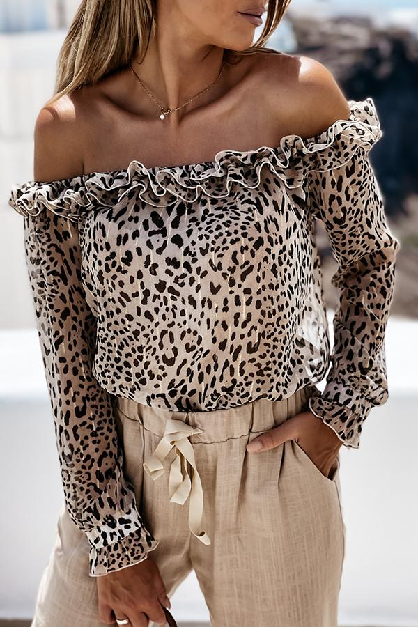 Wooden Ears Off-shoulder Leopard Print Long-sleeved Blouse