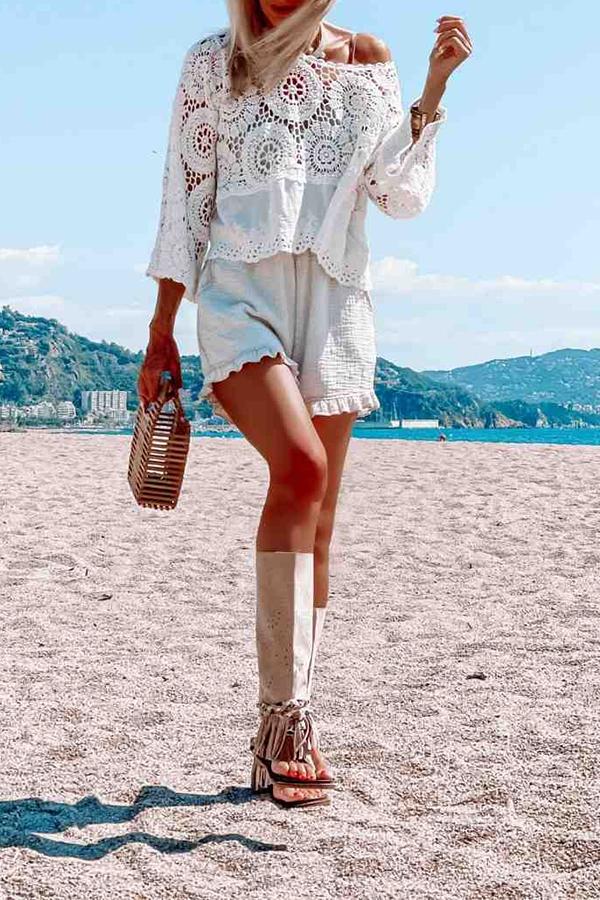 Lace Cut-out Long-sleeved Blouse