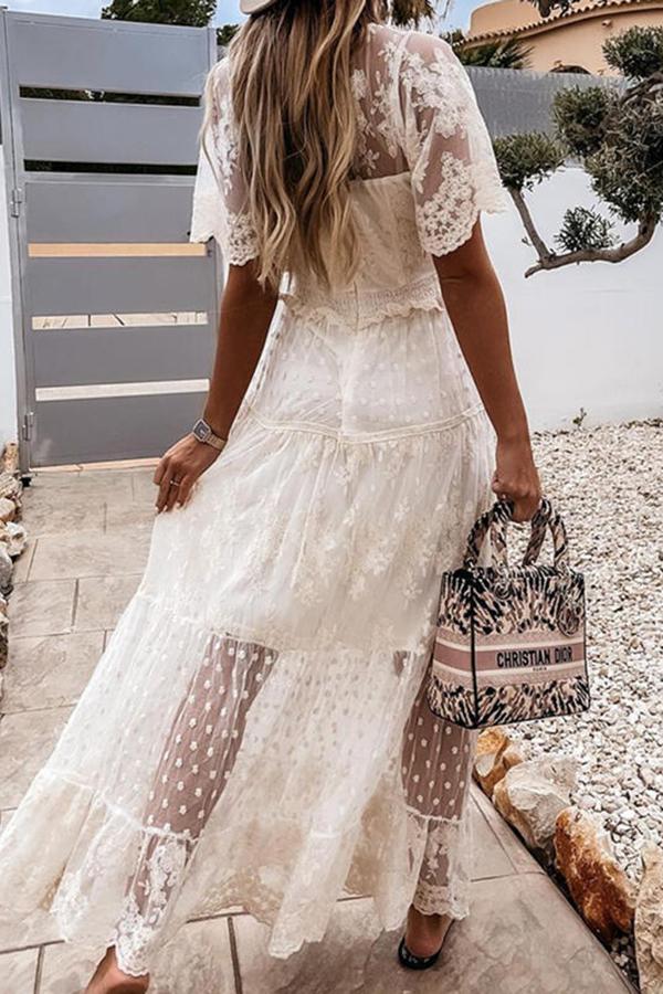 V-neck Short-sleeved Lace Maxi Dress