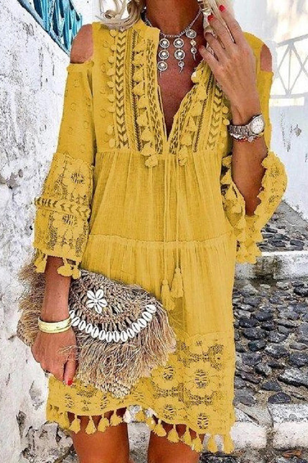 Chic Pretty Lace Tassel Dress