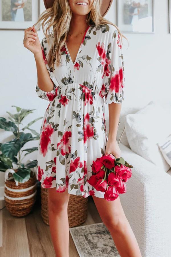 V-neck Printed Lace-up Halter Casual Dress