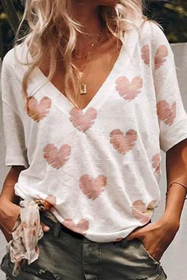 Casual V-neck Love Print T-shirt