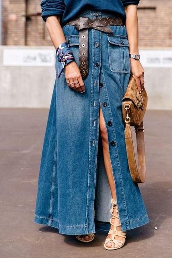 On-trend Denim Skirt(With Buttons)