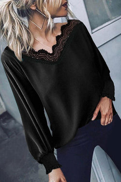 V-neck Lace Long-sleeved T-shirt