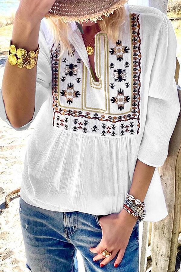 Bohemian Five-point Sleeve Embroidered T-shirt