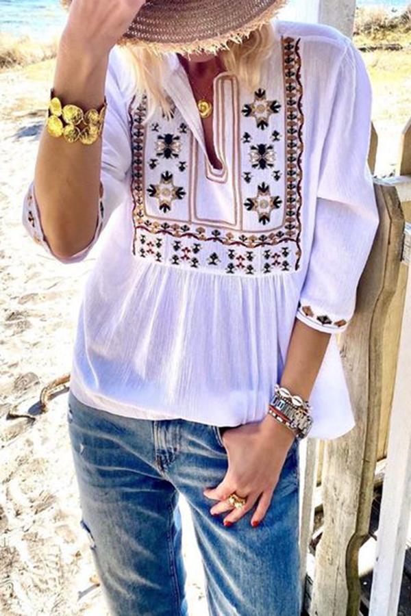 Bohemian Five-point Sleeve Embroidered T-shirt