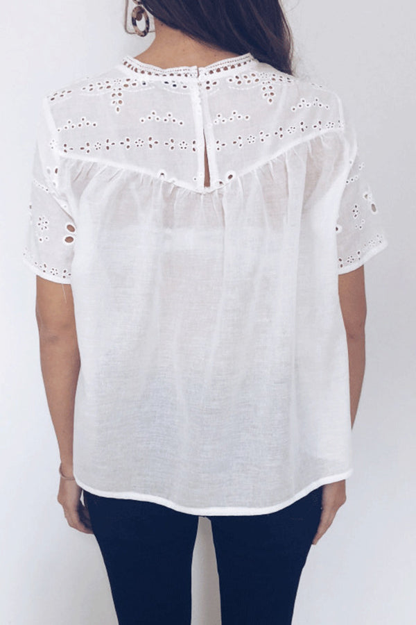 Sweet Hollow Embroidered Casual Short-sleeved Shirt