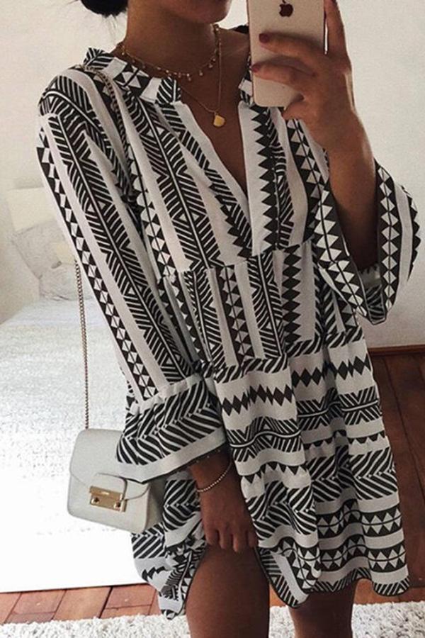 Casual Stylish Geometric Print Flared Sleeves Midi Dress