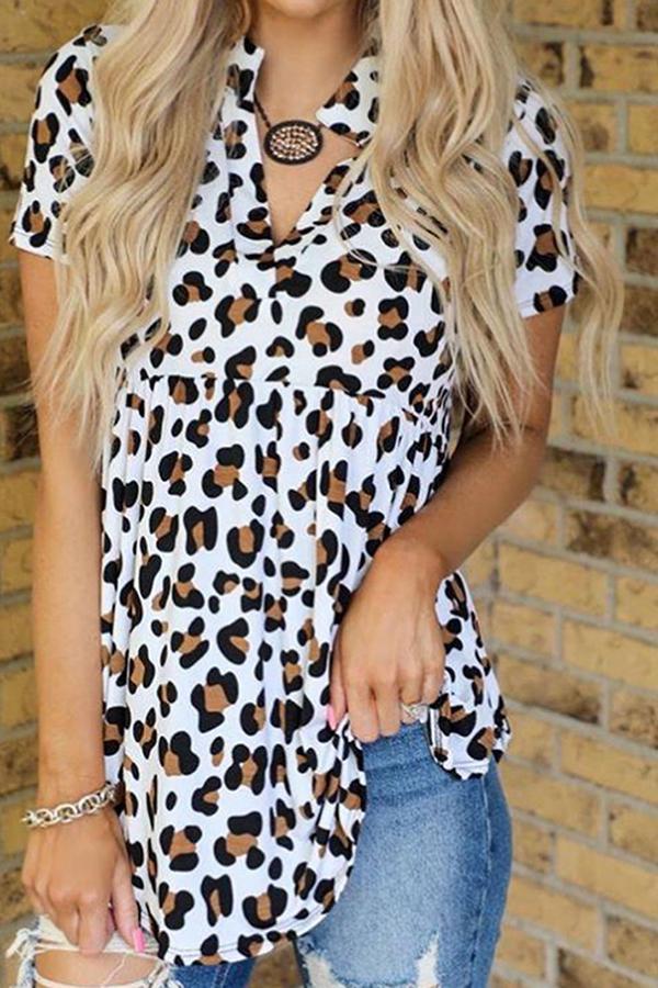 Wild Stylish Leopard Print Details Collar Shirt