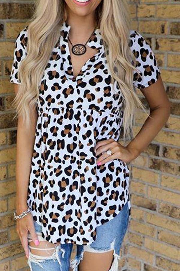 Wild Stylish Leopard Print Details Collar Shirt